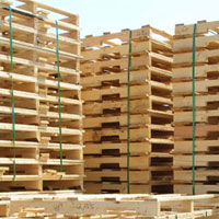 wooden pallets for shipping